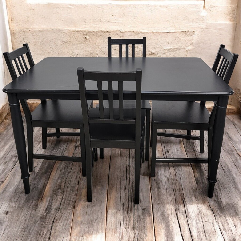 6122 Black Pencil Post Leg Dining Table with 4 Chairs