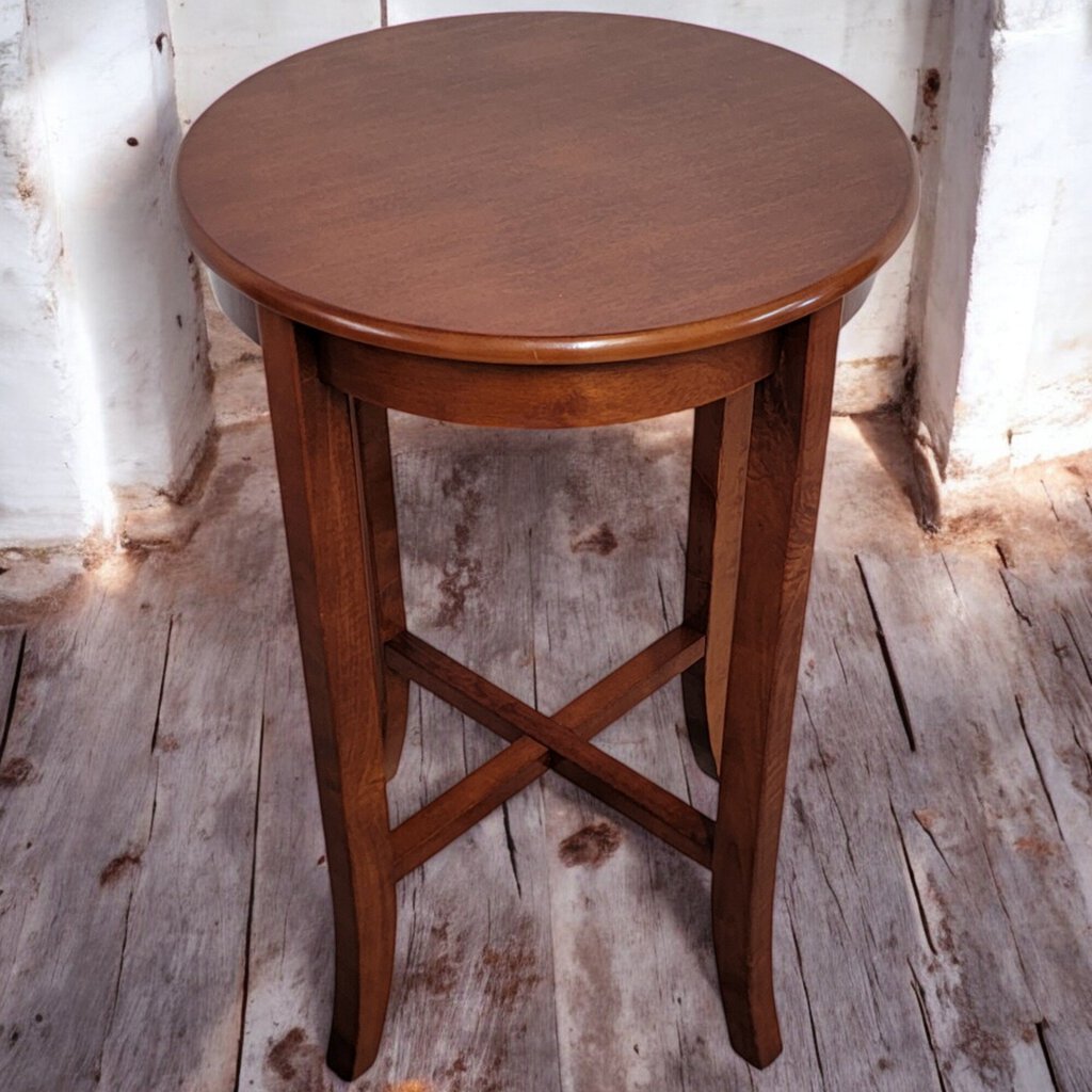 6164 Petite Maple Pub #Table