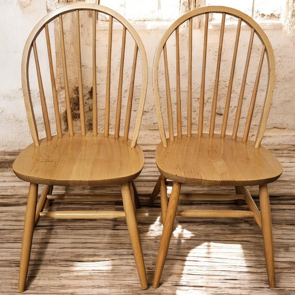 6202-6203 Natural Wood Windsor Chair