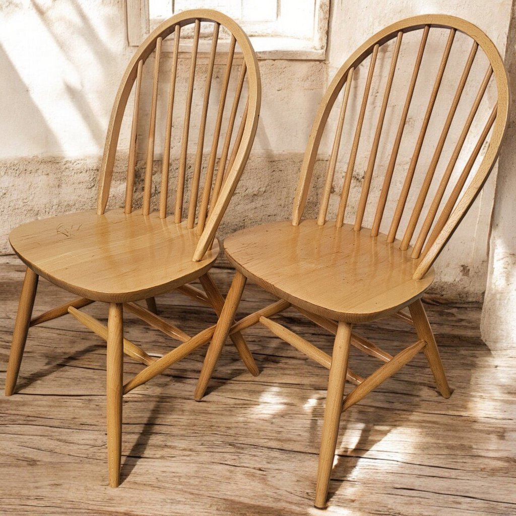 6202-6203 Natural Wood Windsor Chair