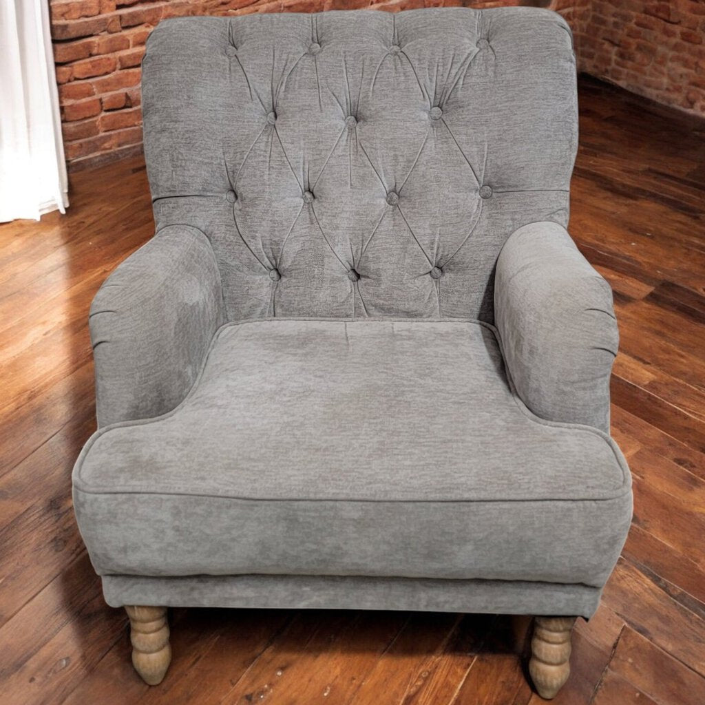 6231 Overstuffed Tufted Gray Easy Chair