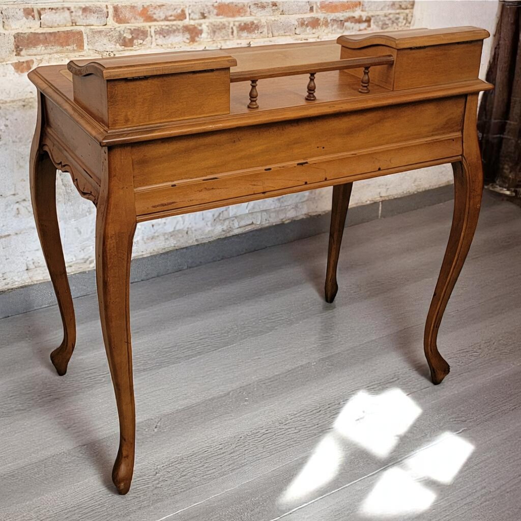 6646 Antique Queen Anne Maple Writing #Desk