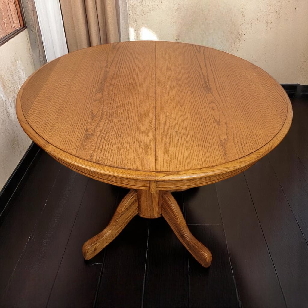 6651 Round Oak Pedestal Dining #Table with 2 Windsor Chairs