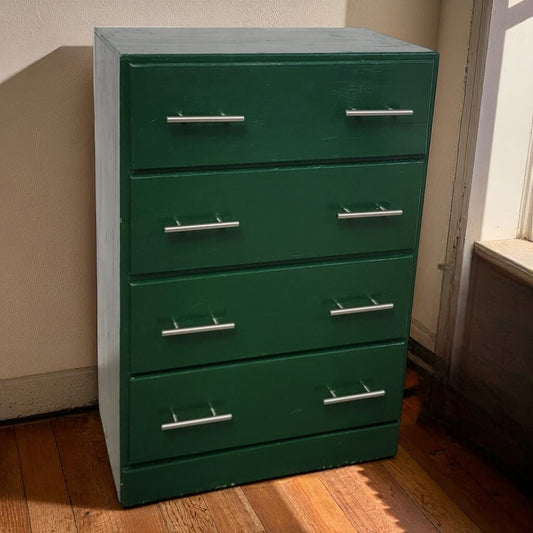 6875 Vintage Forest Green 4 Drawer Chest Used Furniture