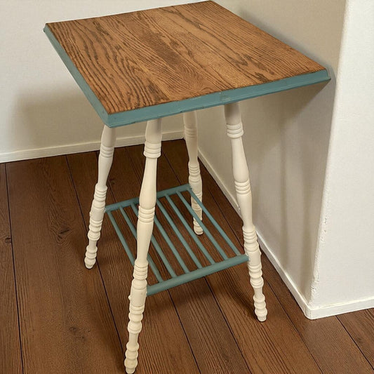 7016 Antique Cream and Blue Oak Side #Table Used Furniture
