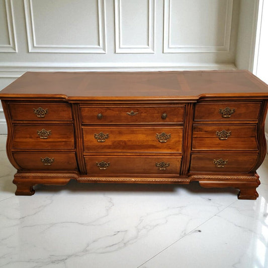 7022 Fairmont Designs Bombay 9 Drawer Dresser Used Furniture