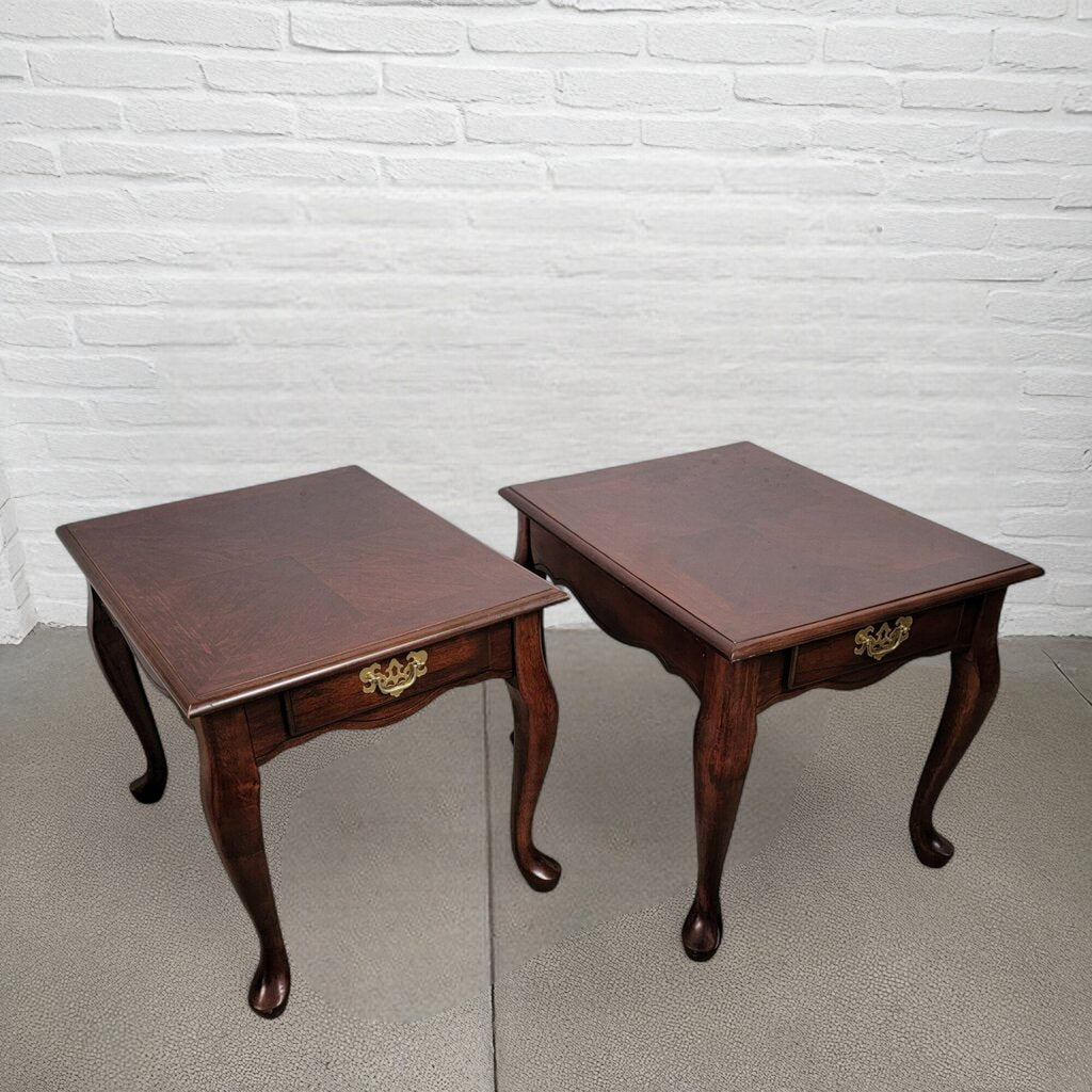 7058-7059 Cherry Queen Anne End #Table with Drawer Used Furniture