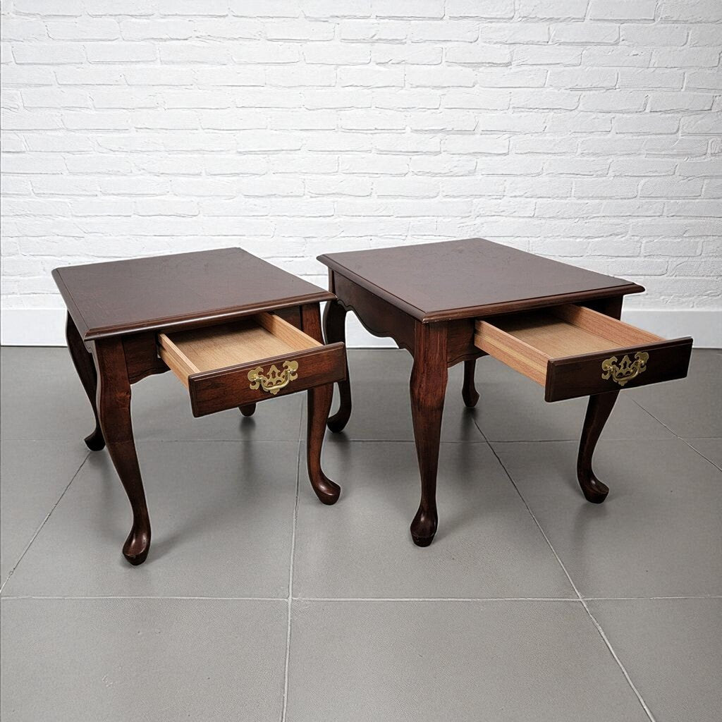7058-7059 Cherry Queen Anne End #Table with Drawer Furniture