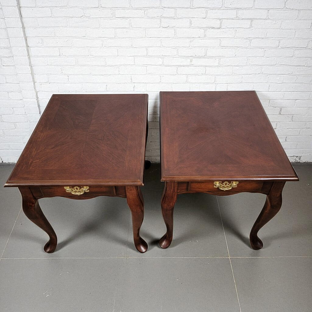 7058-7059 Cherry Queen Anne End #Table with Drawer Furniture