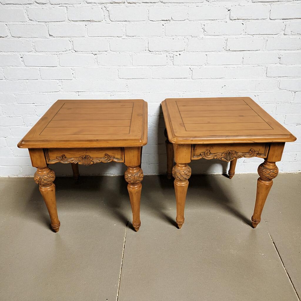 7066-7067 Ornate Carved Side #Table Used Furniture