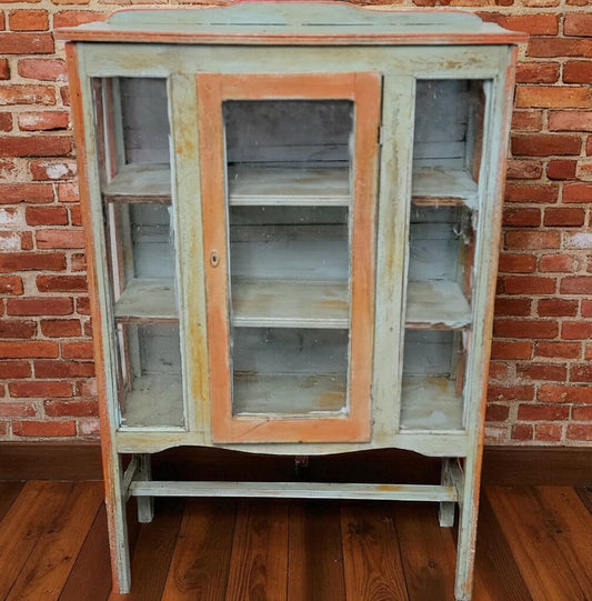 7077 Chippy Glass Front Curio Cabinet Used Furniture