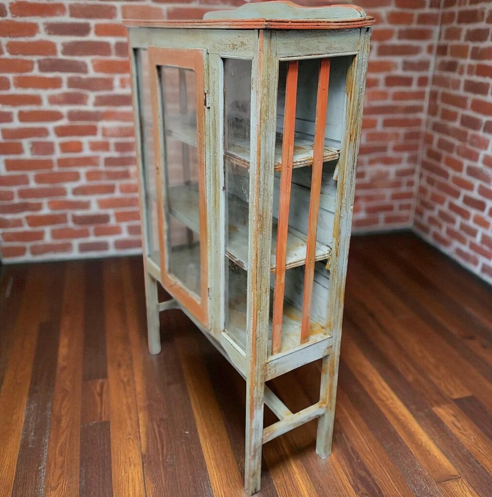 7077 Chippy Glass Front Curio Cabinet Furniture