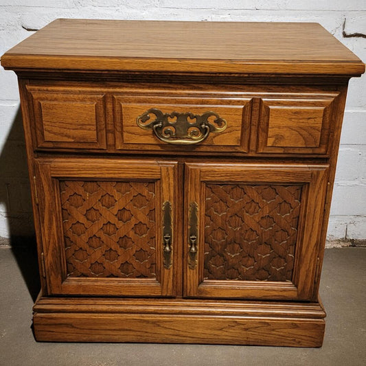 7083 Ayers Furniture Vintage Cabinet Nighstand with Drawer Used ~ Furniture
