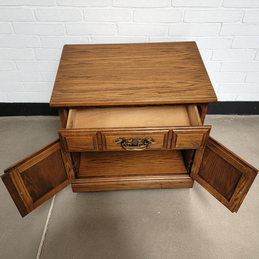 7083 Ayers Furniture Vintage Cabinet Nighstand with Drawer ~ Furniture