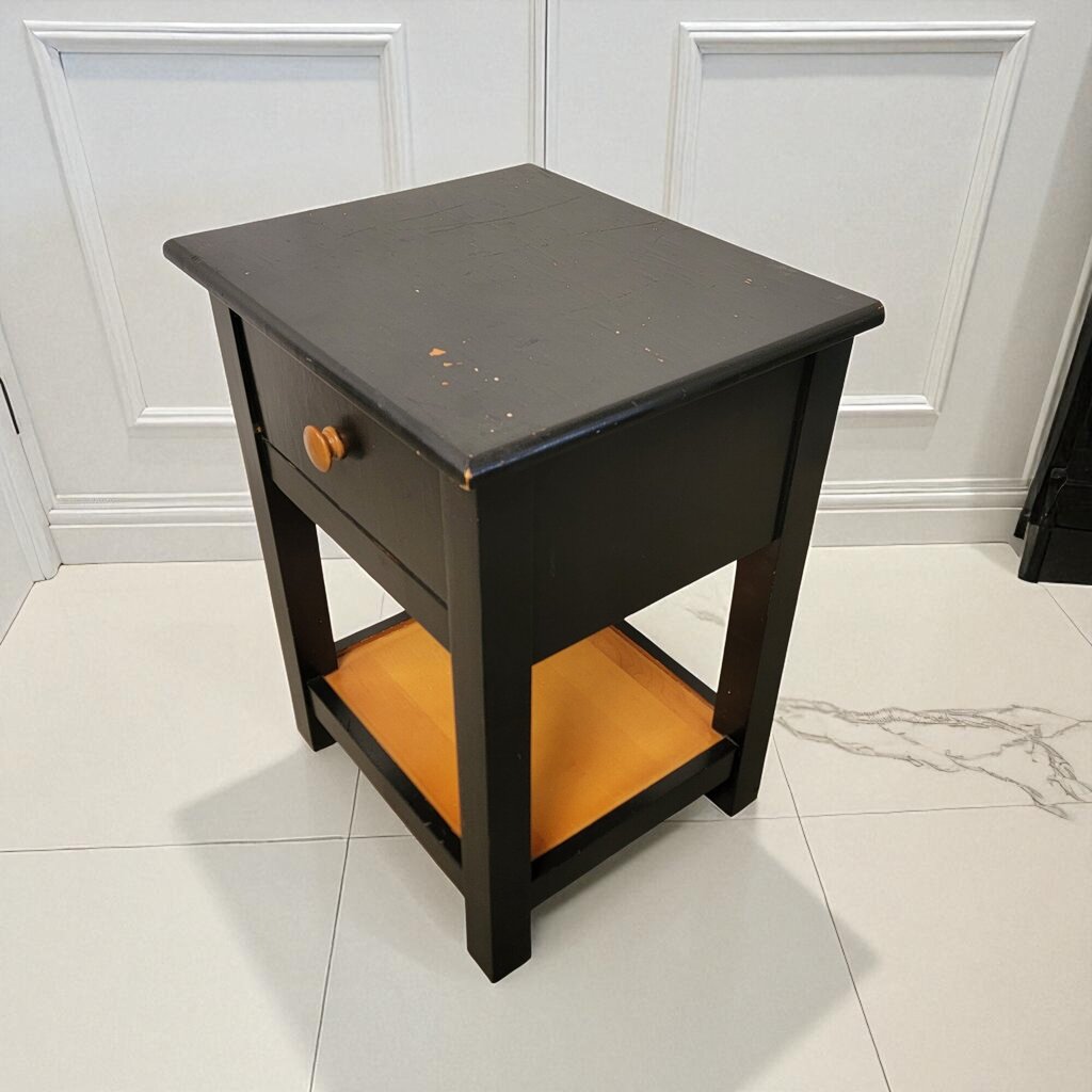 7195 Chippy Broyhill Nightstand with Drawer ~ Furniture