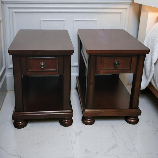 7210-7211 Ashley Furniture Porter End Table