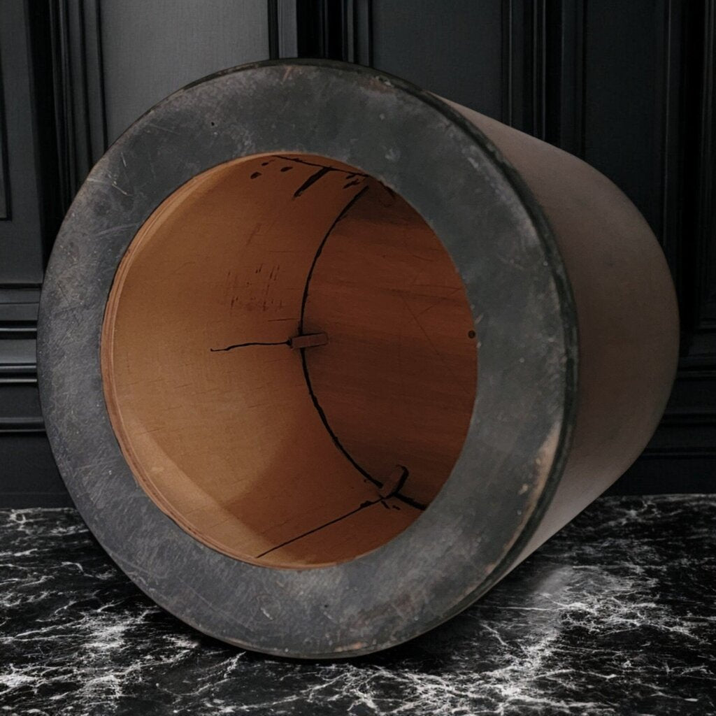 7225 Round Wooden Accent Table ~ Furniture