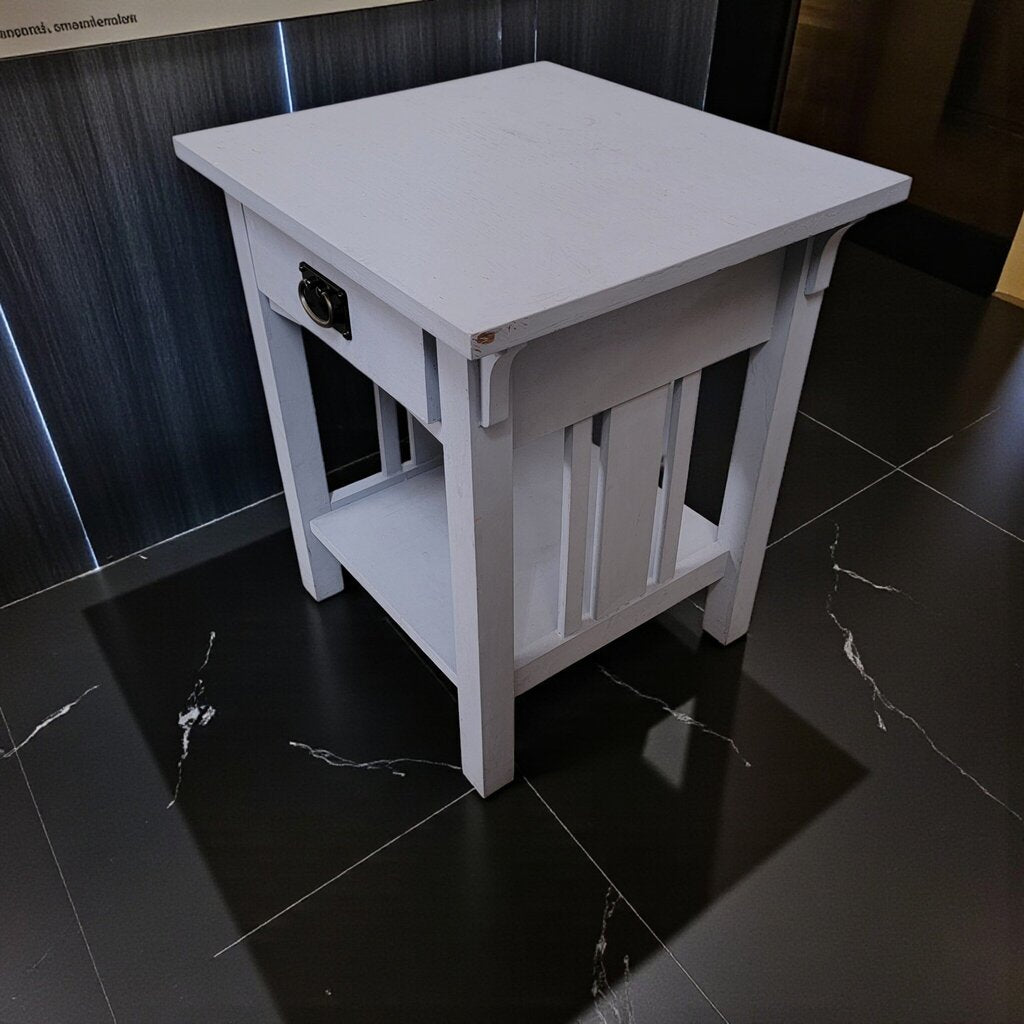 7267 Gray Nightstand with Drawer ~ Furniture