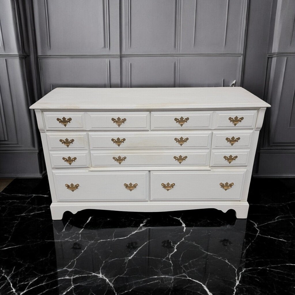 7342 7 Drawer Off White Colonial Style #Dresser Used ~ Furniture
