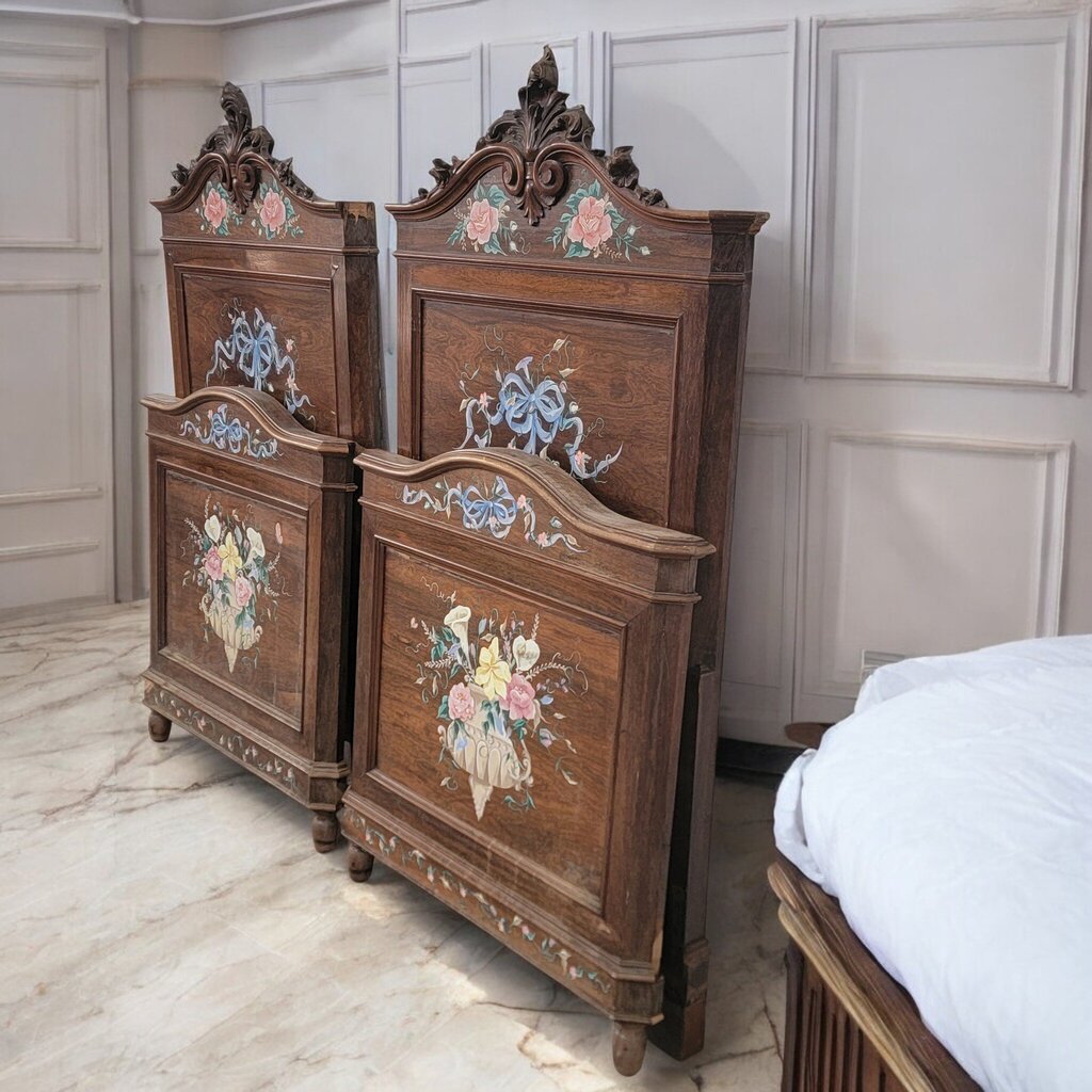 7352- 7353 Ornate Antique Italian Painted Carved #Headboard and Footboard ~ Furniture
