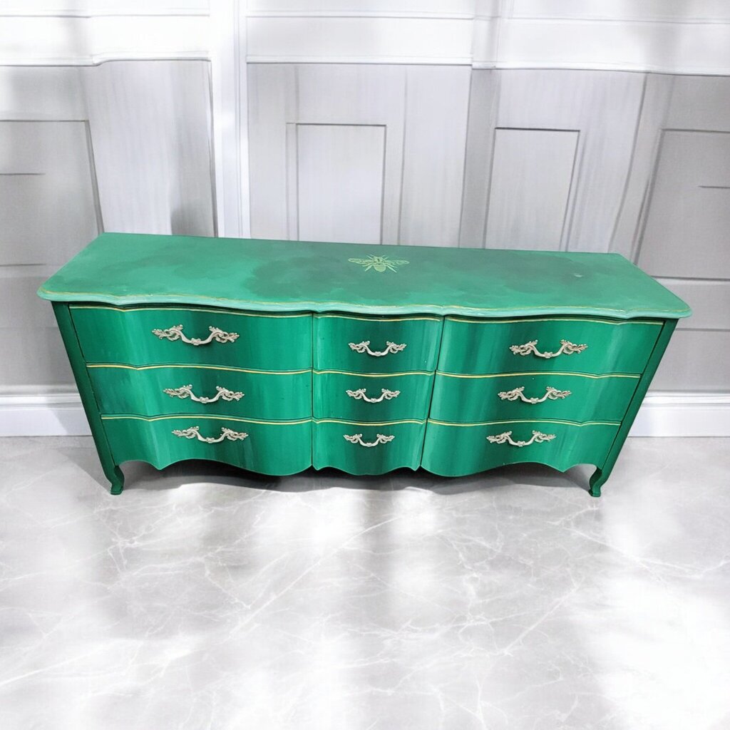 7362 Shamrock Green 9 Drawer French Provincial Dresser ~ Furniture
