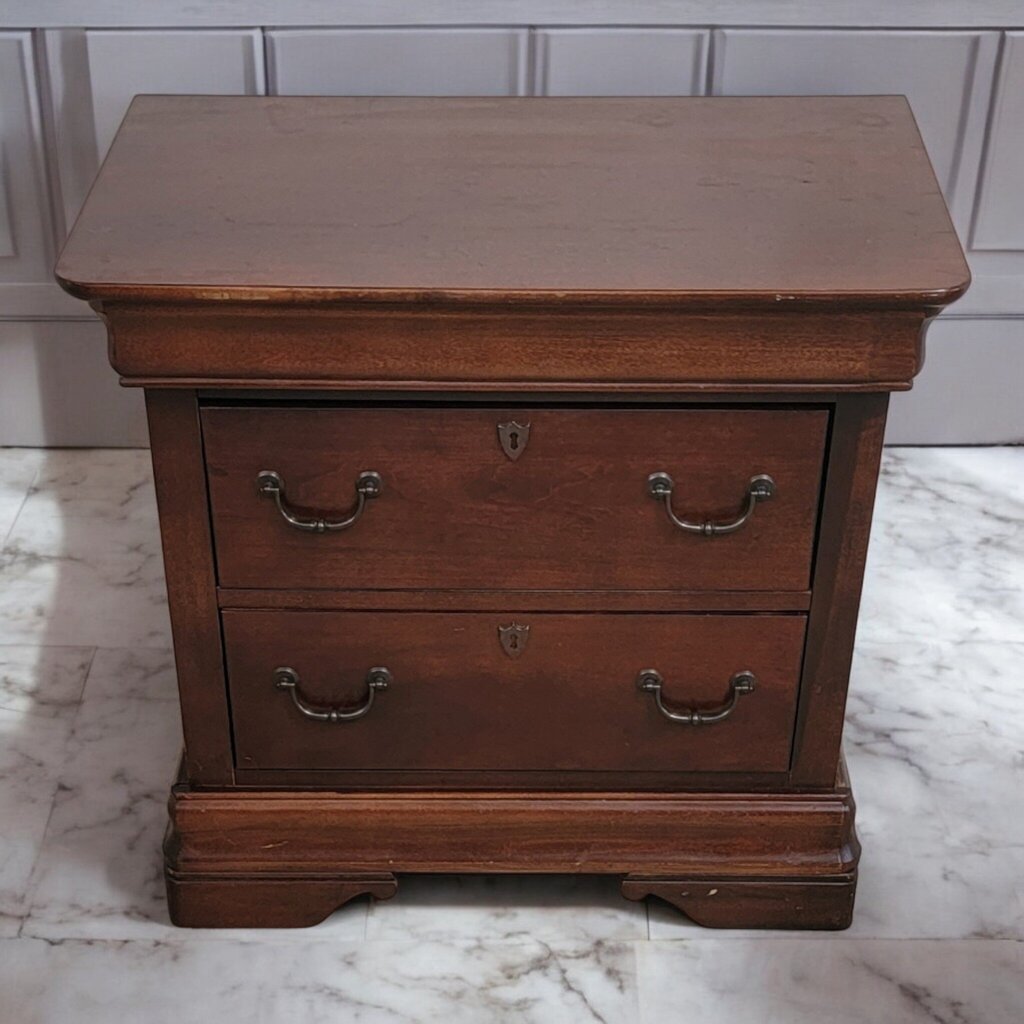 7370 Broyhill 2 Drawer #Nightstand ~ Furniture
