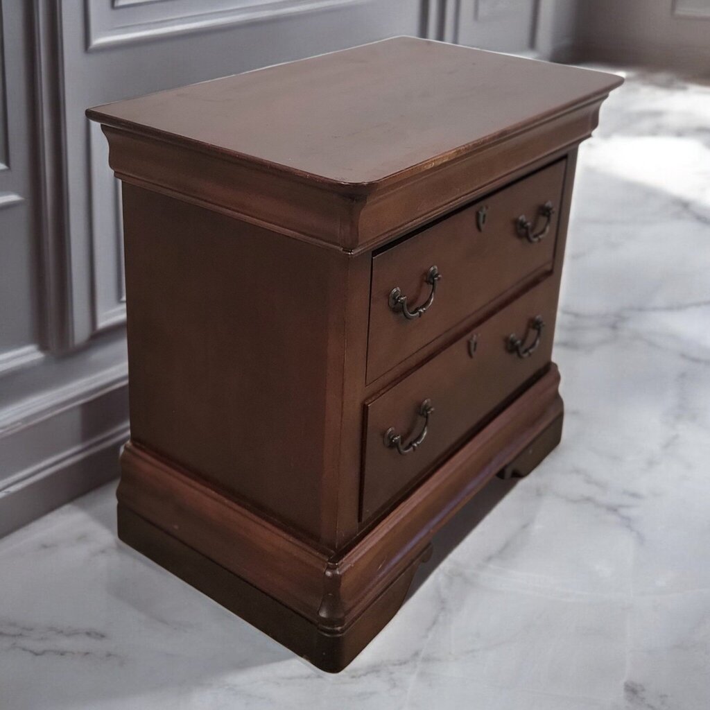 7370 Broyhill 2 Drawer #Nightstand ~ Furniture