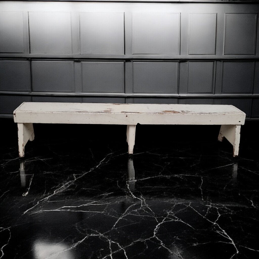 7371 Chippy White Quad Bench ~ Furniture
