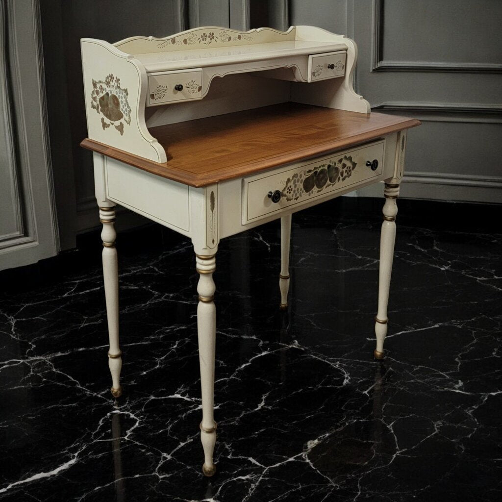 7426 Vintage Ethan Allen Colonial #Desk with Hutch