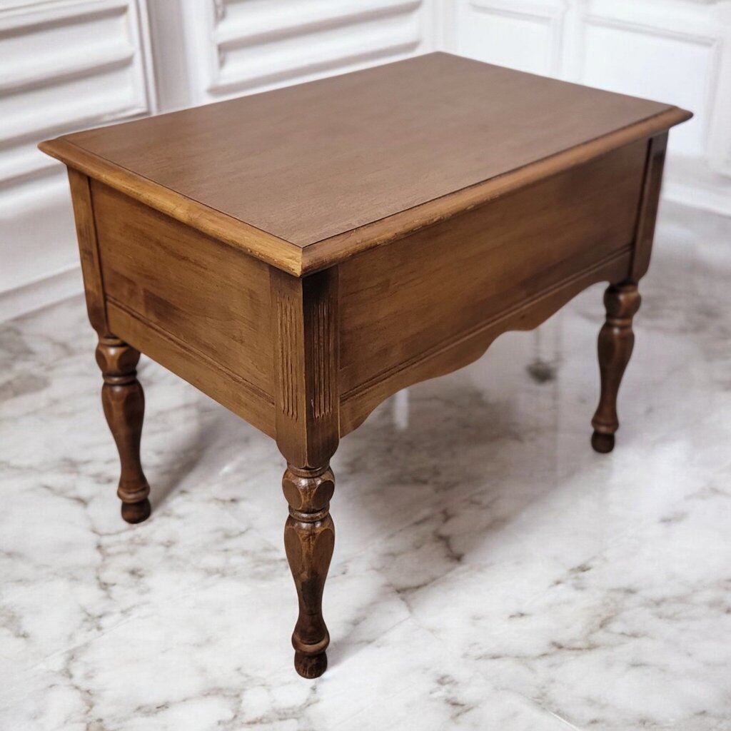 7439 Vintage Colonial Side Table with Drawer ~ Furniture