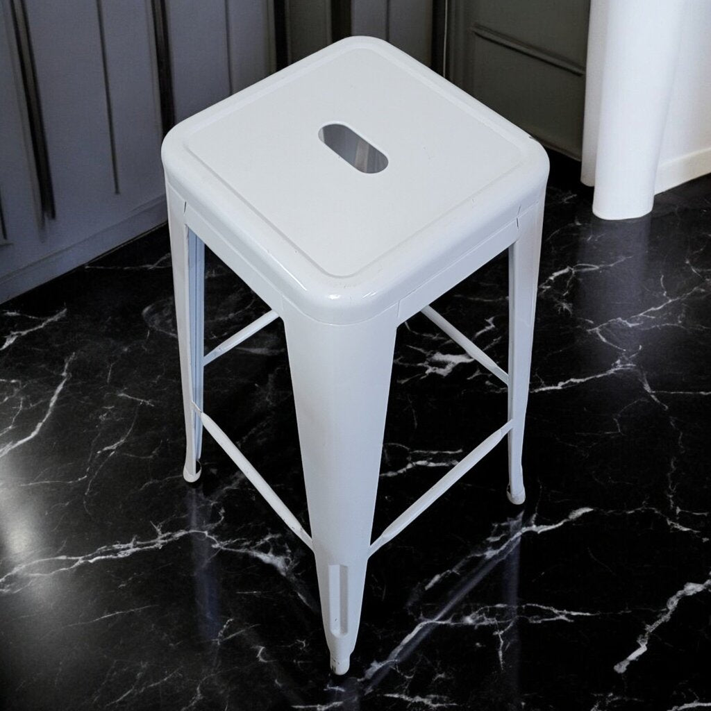 7484 Industrial White #Barstool