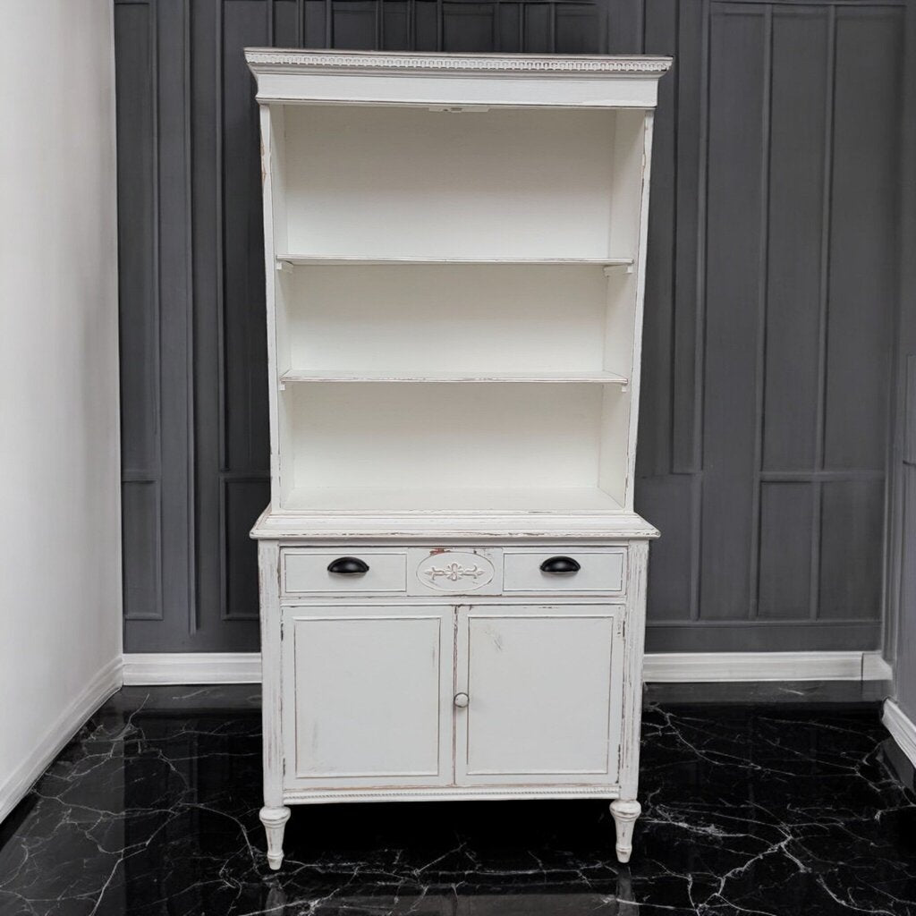 7542 Vintage Shabby White Traditional #Hutch