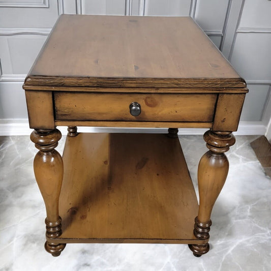 7572 Bassett Furniture End Table with Drawer