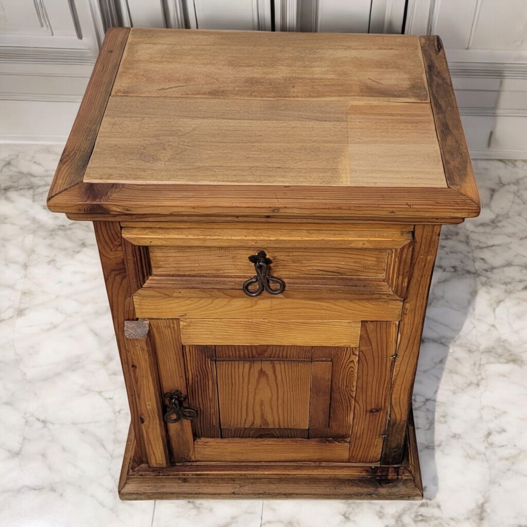 7574 Mexican Pine Accent Table with Drawer