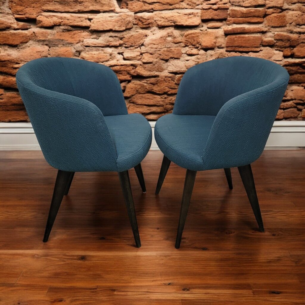 7600-7601 Contemporary Teal Barrel Chair