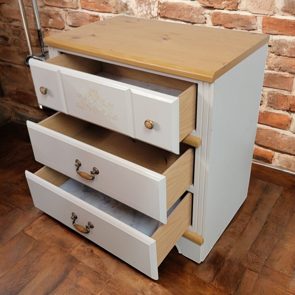 7615 Country Pine and White 3 Drawer #Chest