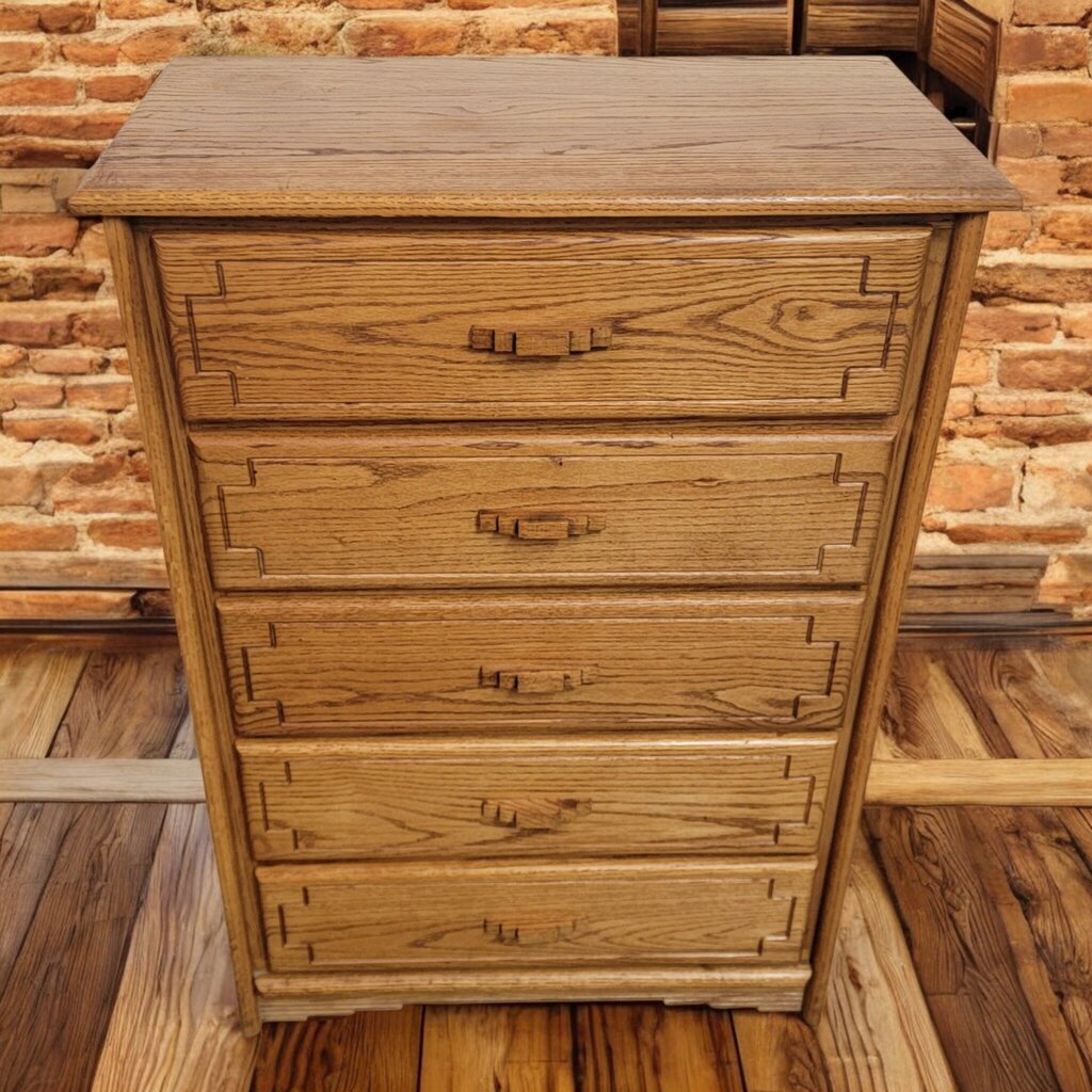 7623 Vintage Oak Santa Fe Style 5 Drawer Chest
