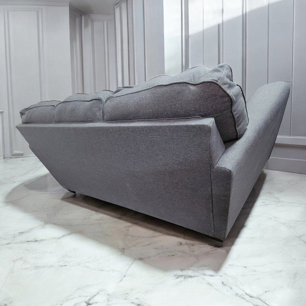 7646 Grey Tweed Sofa