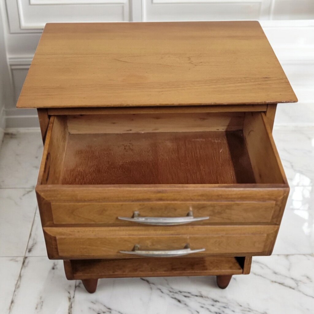 7685 Maple Mid Century Nightstand
