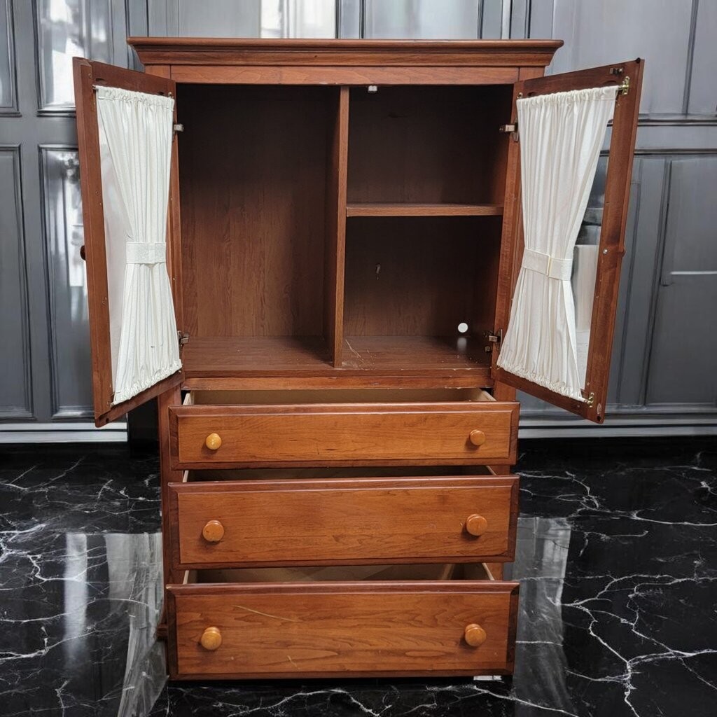 7714 Country Style #Armoire