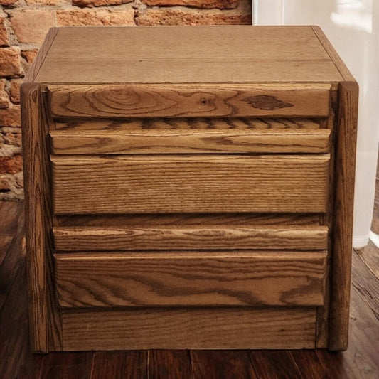 7739 Sonoma Oak Nightstand