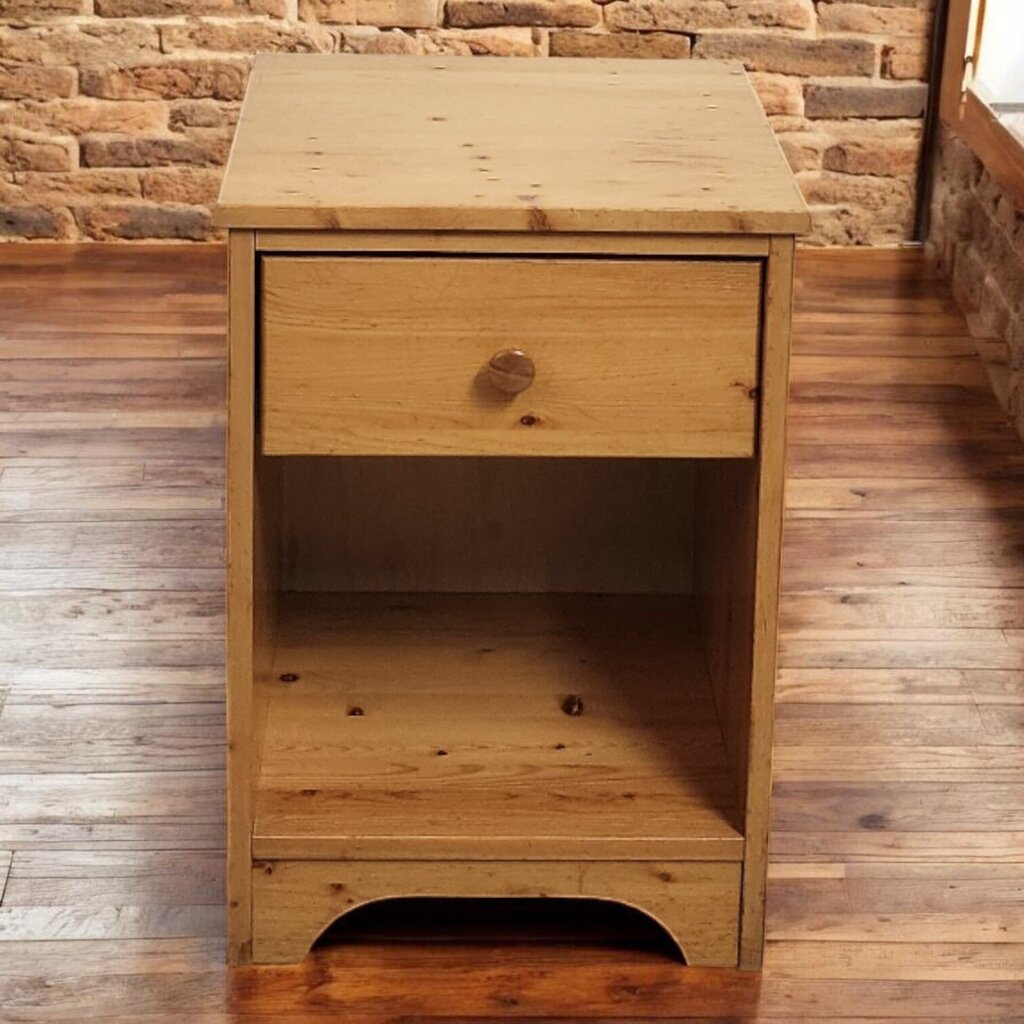 7741 Natural Pine Nightstand with Drawer