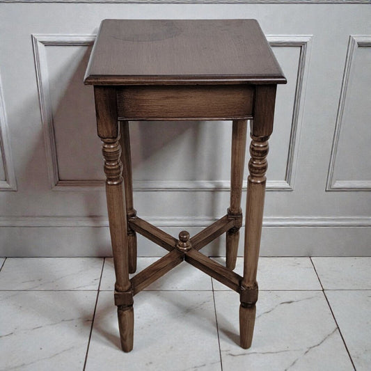 7767 Square Side Table