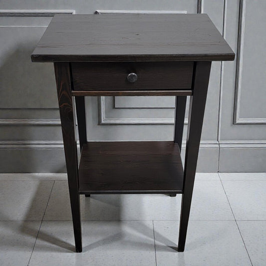 7780 Contemporary Nightstand with Shelf