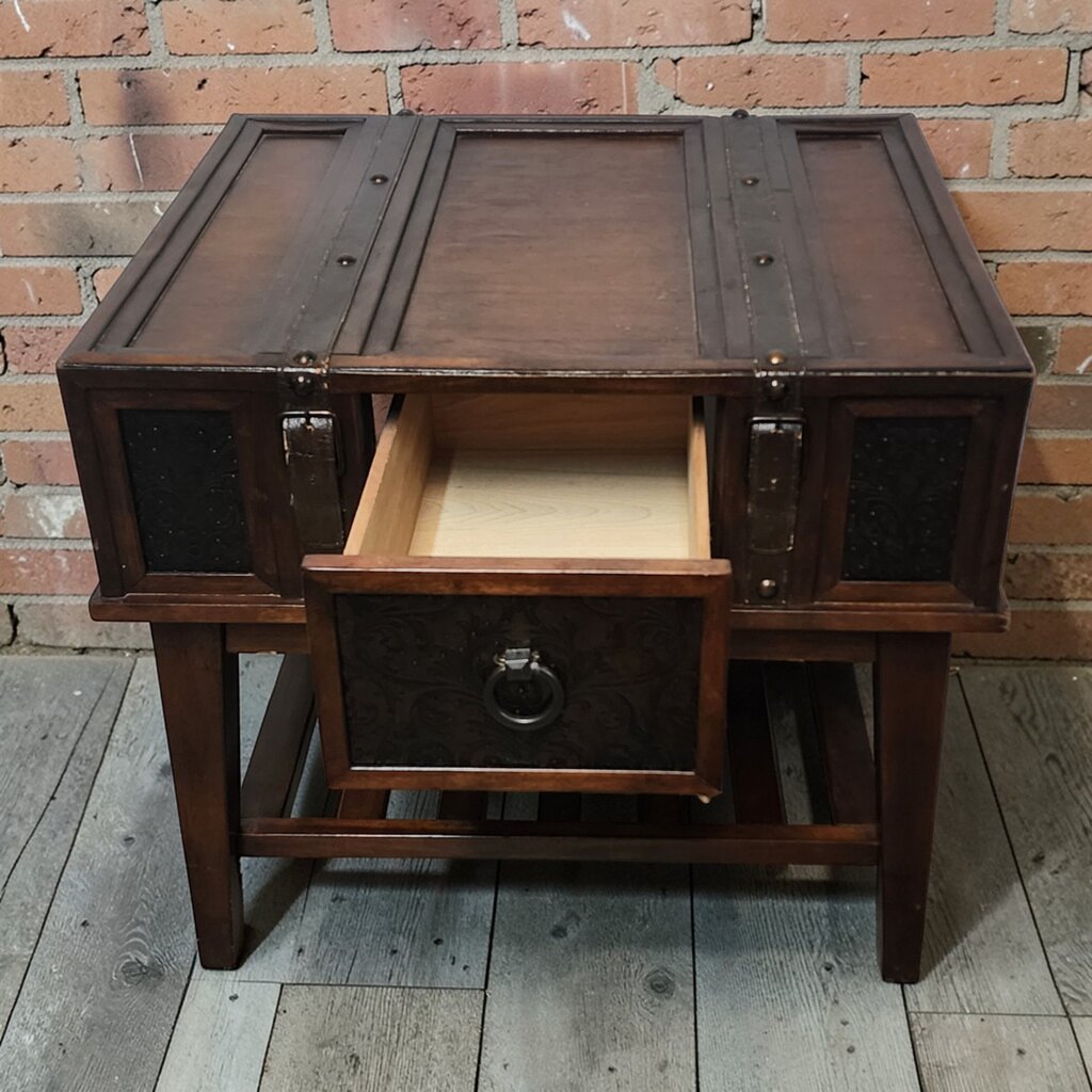 7797 Trunk Side #Table with Shelf ~ FURNITURE