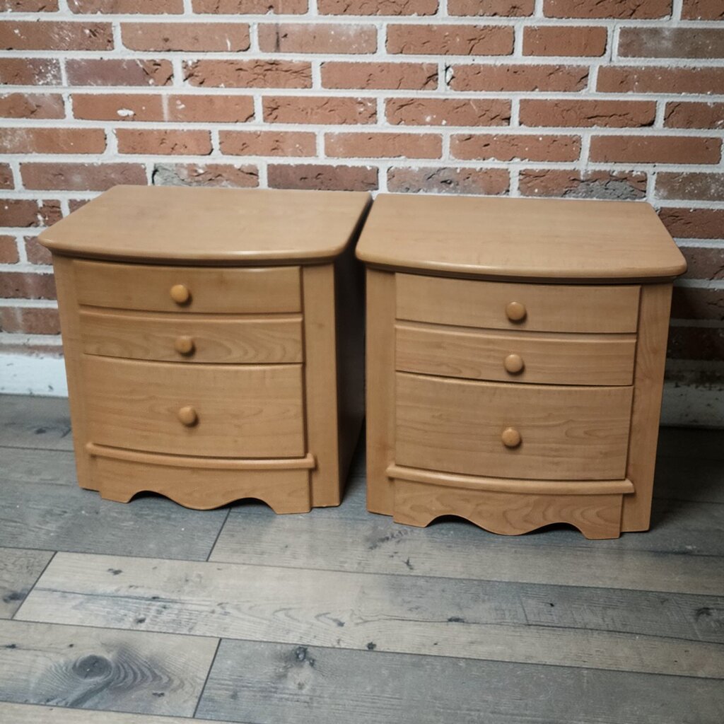 7798-7799 Good Bedrooms Natural Maple 2 Drawer Nightstand