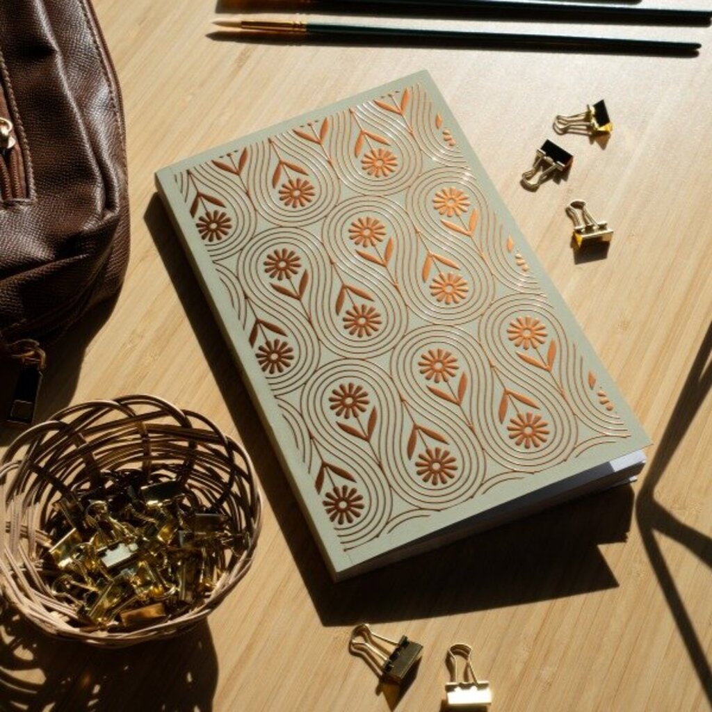 Daisy Chain Classic Layflat Notebook New * Gifts & Speciality