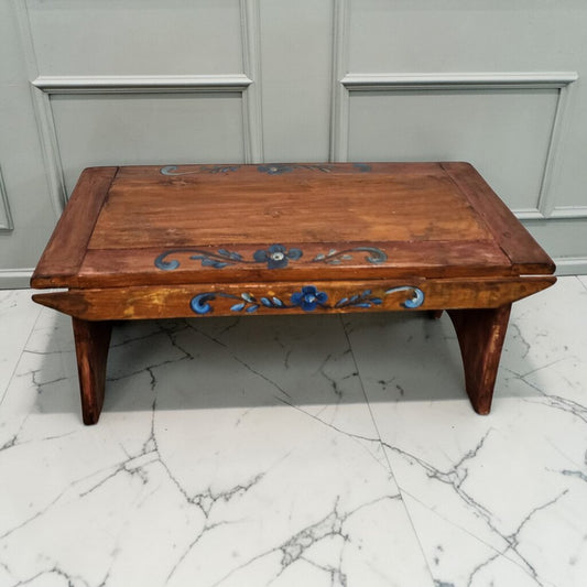 7835 Handpainted Mexican Coffee Table