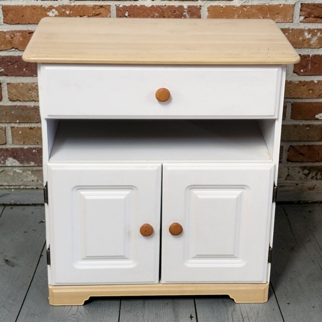 7846 White and Wood Rolling Kitchen #Cart