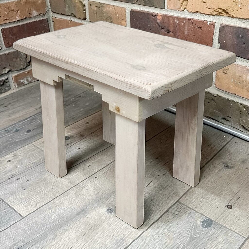 7858 Southwestern Oak Limewashed Side Table ~ FURNITURE